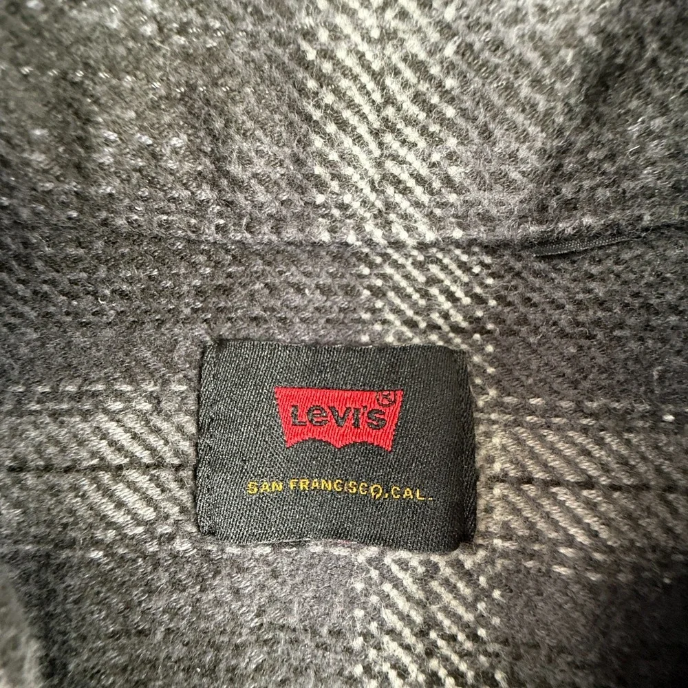 Levi's‎ Flannel Shirt Mens Medium Gray Windowpane Plaid Cotton Preppy Button Up